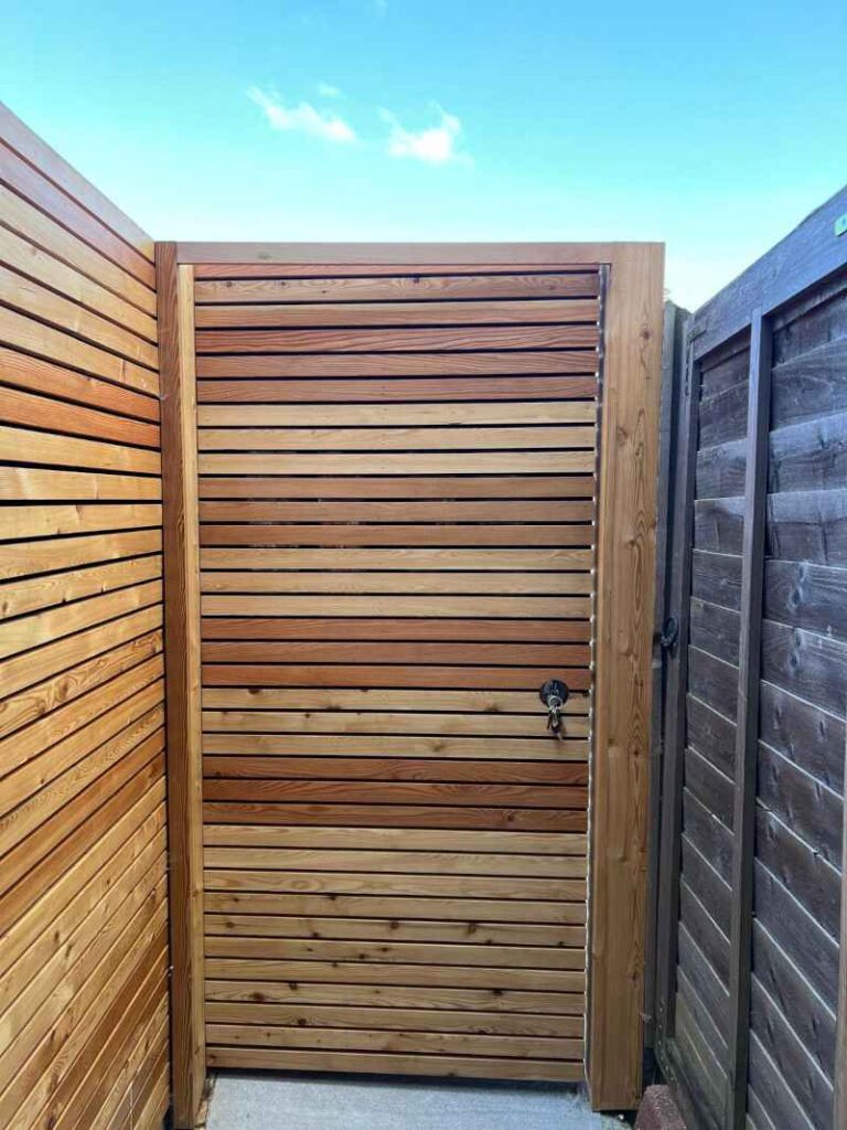 larch garden back gate