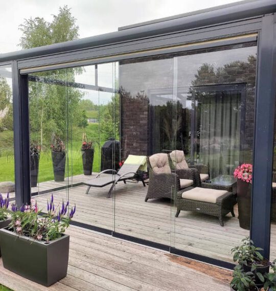 frameless glazing veranda