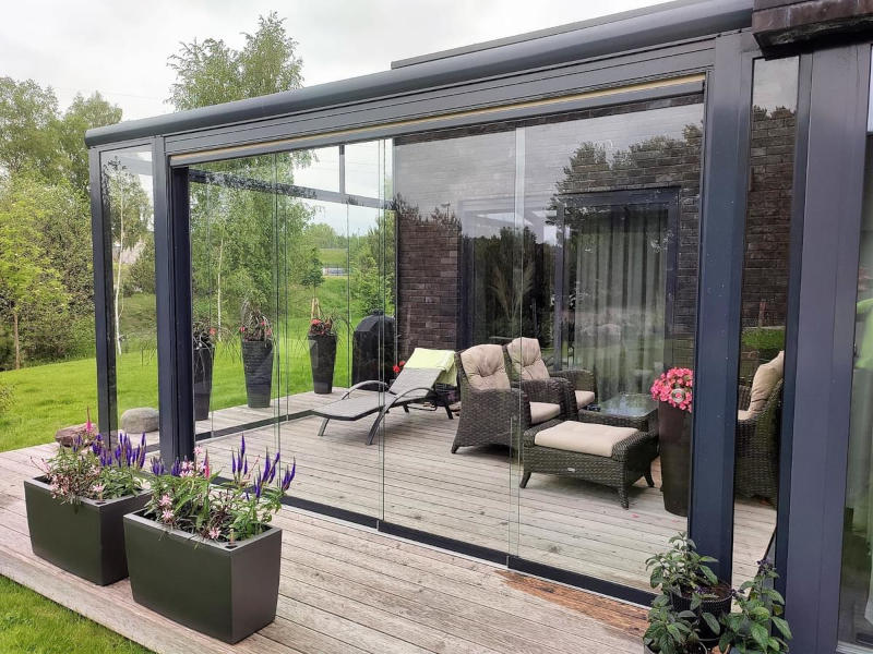 decking glass rooms